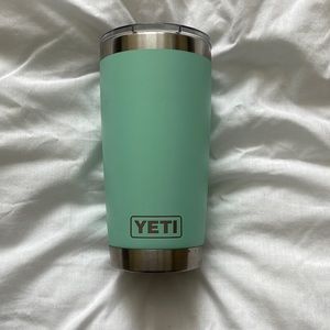 Yeti 20 oz Tumbler w Magslider Lid - Teal